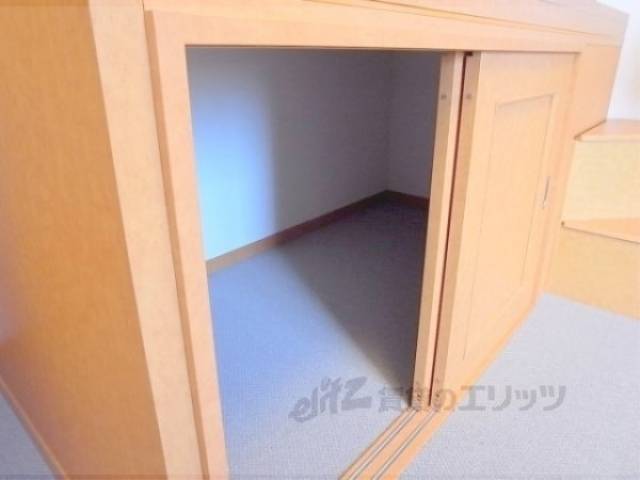 収納　ちょっとした荷物入れに。