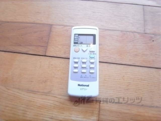 エアコン　エアコンリモコン
