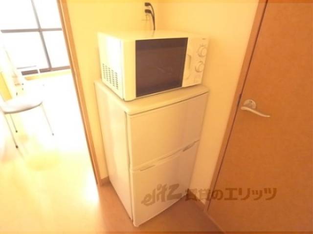 冷蔵庫置場　冷蔵庫、電子レンジ