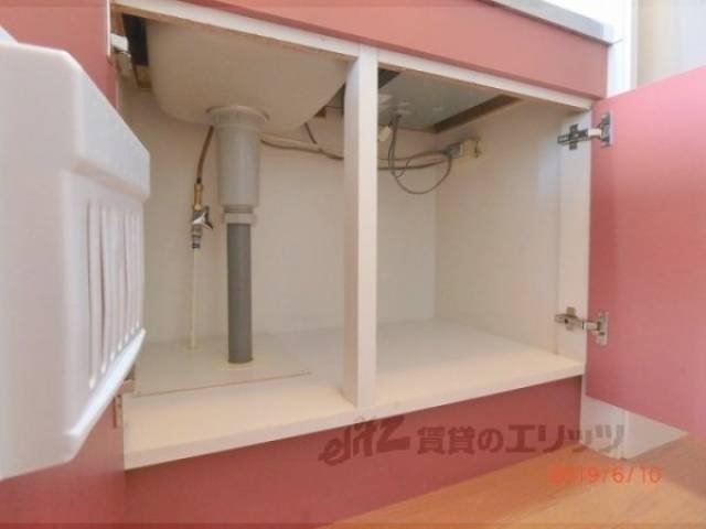 キッチン　下部収納