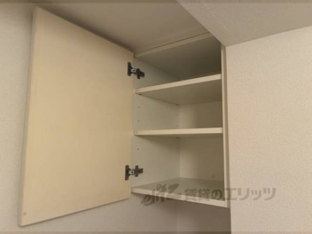 トイレ　トイレ収納