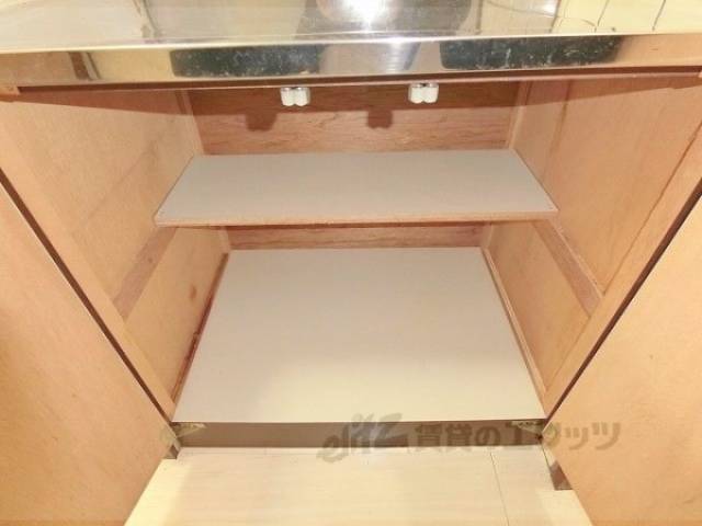 キッチン　下部収納