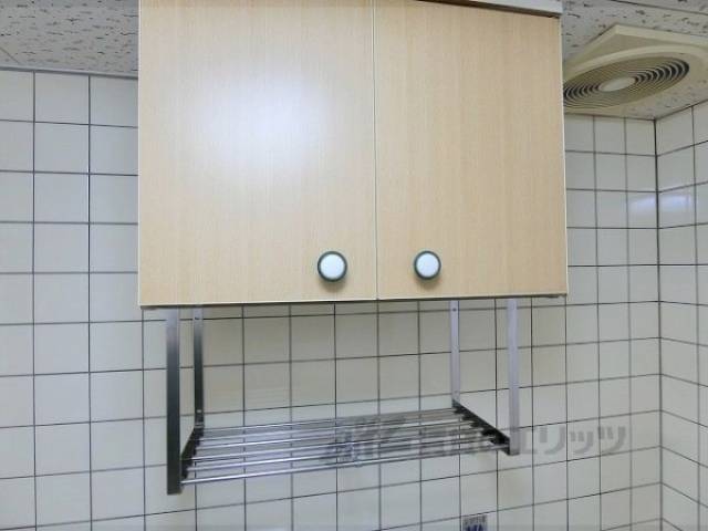 キッチン　上部収納