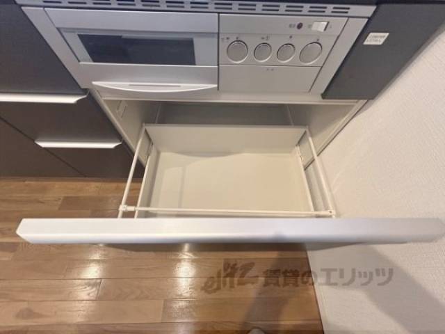 キッチン　下部収納