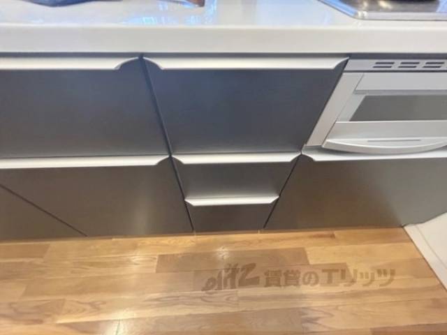 キッチン　下部収納