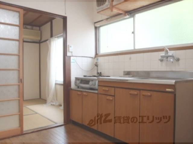 キッチン　キレイですよ。