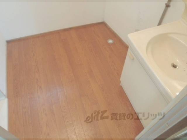 洗面所　上から見た雰囲気です。