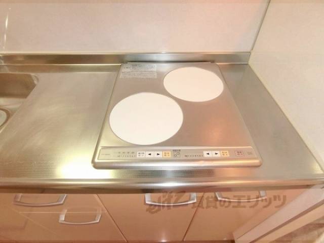 キッチン　コンロ