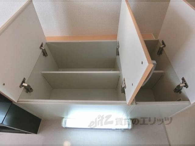 キッチン　収納
