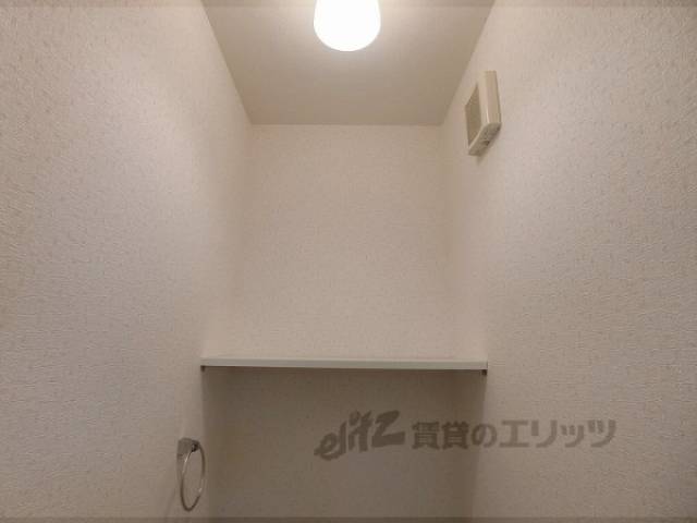 トイレ　収納