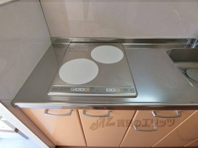 キッチン　コンロ