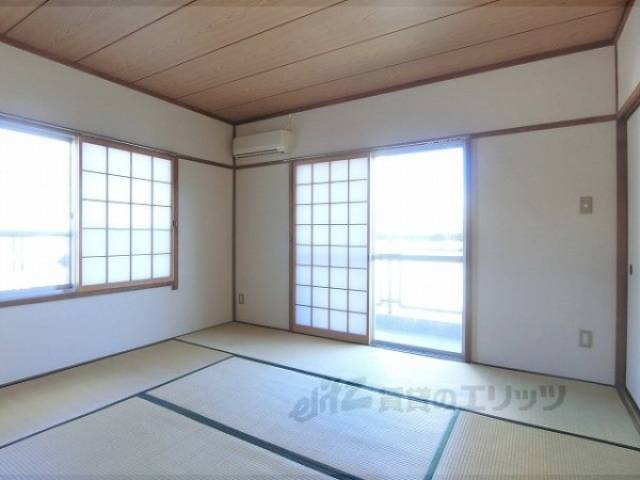 和室　広々としています。