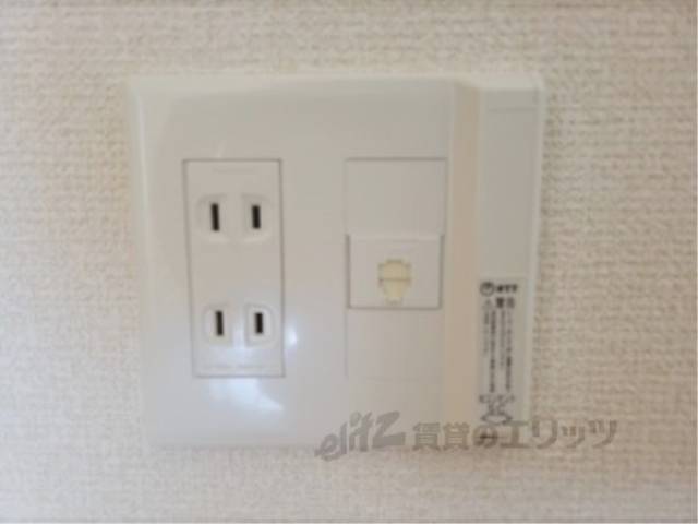 インターネット端子