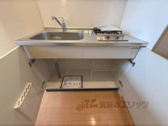 キッチン　下部収納