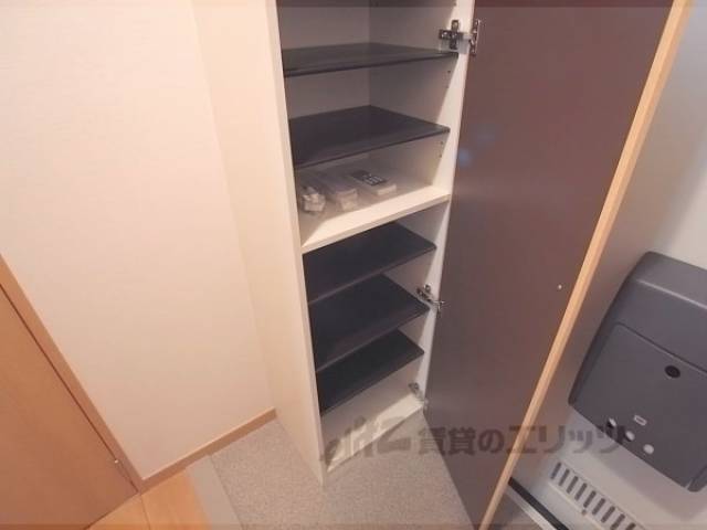 下駄箱　なかなかの収納力ですね