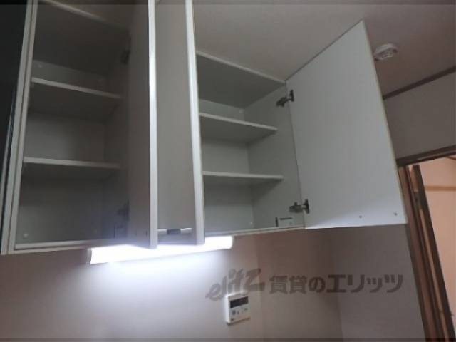 キッチン　収納