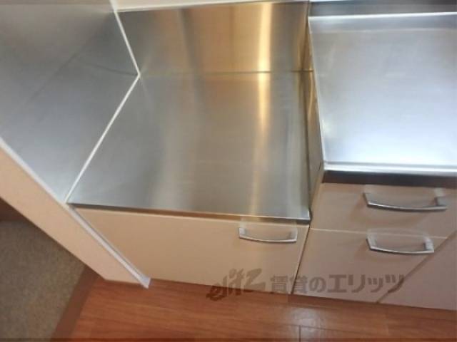 キッチン　コンロ台