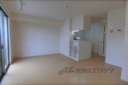 リビングタウン木津川Ａ棟室内写真1