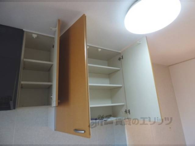 キッチン　収納