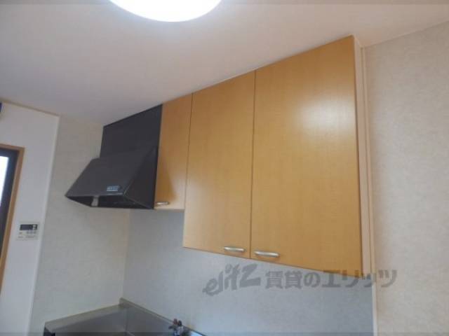 キッチン　収納