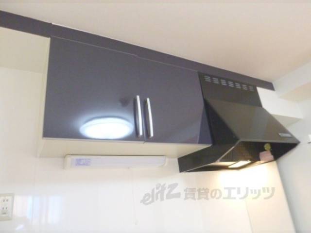キッチン　キッチン上部