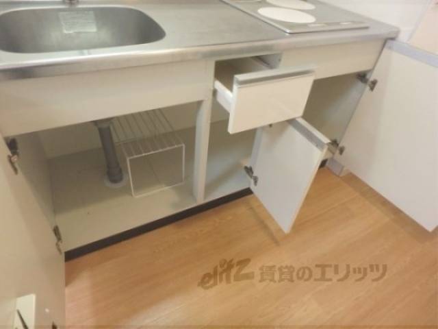 キッチン　収納