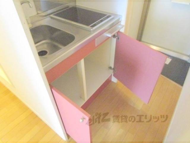 キッチン　キッチン下部収納