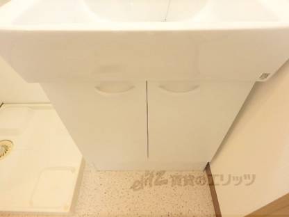 洗面所　下部収納