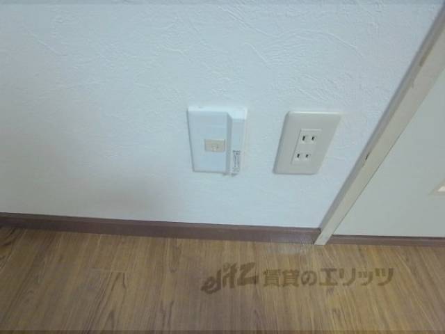 イメージ写真　電話線