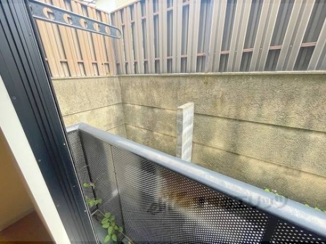 ベランダ　物干し
