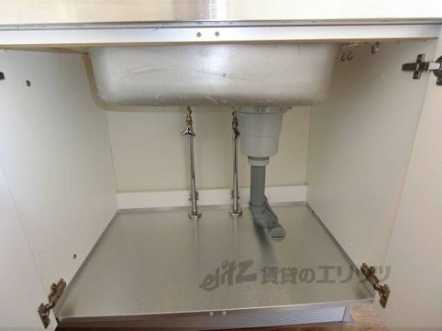 キッチン　下部収納