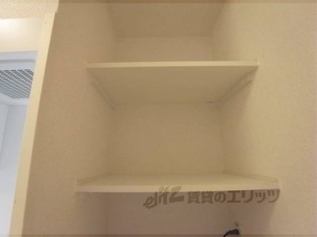 冷蔵庫置場　上部収納
