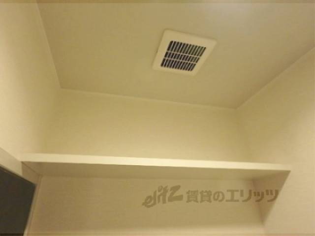トイレ棚