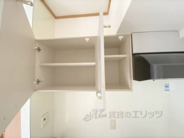 キッチン　収納