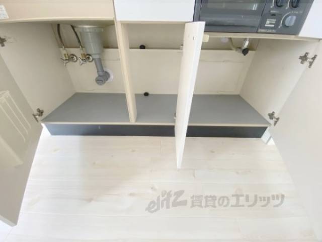 キッチン　収納