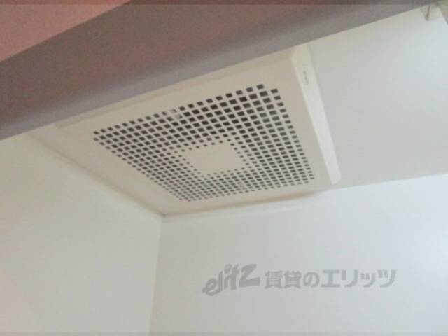キッチン　換気扇