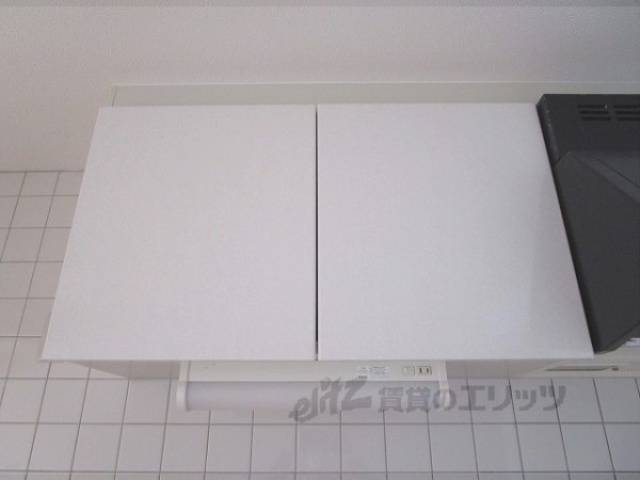 キッチン　上収納
