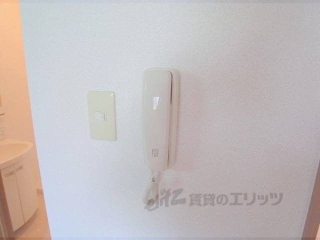 ドアフォン　誰が来たかが分かります。