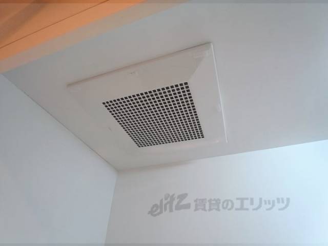 キッチン　換気扇