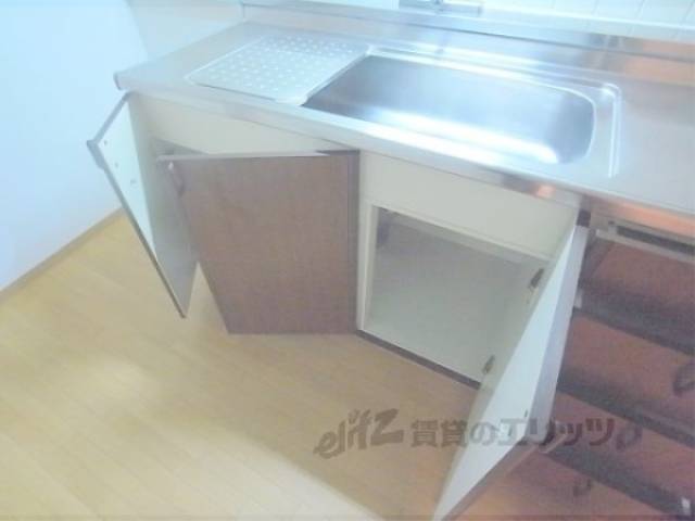 収納　キッチン