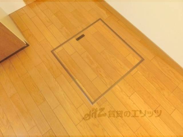 収納　床下収納