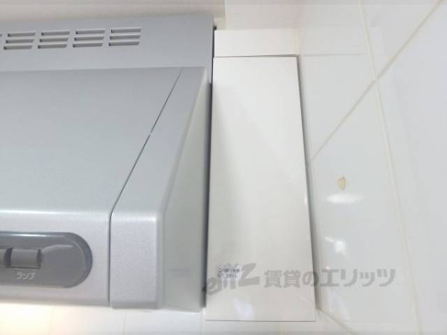 キッチン　上部収納