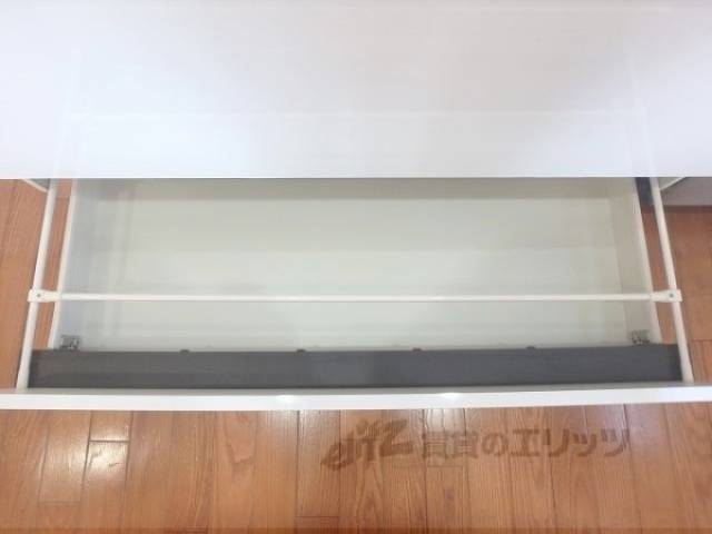 キッチン　下部収納