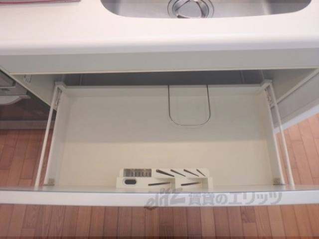 キッチン　下部収納