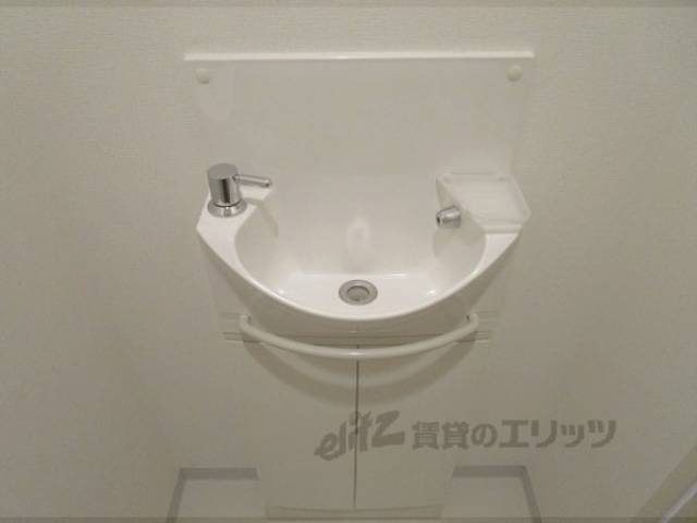 トイレ　手洗器