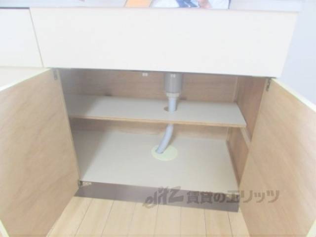 キッチン　キッチン下部収納