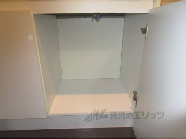 キッチン　下部収納