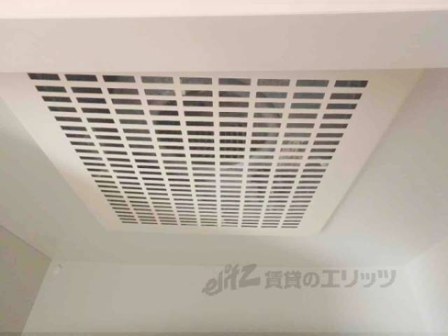 キッチン　換気扇