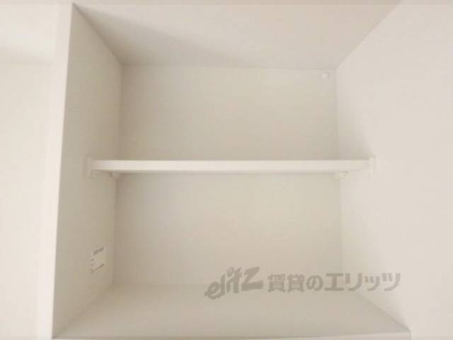 キッチン　収納上部