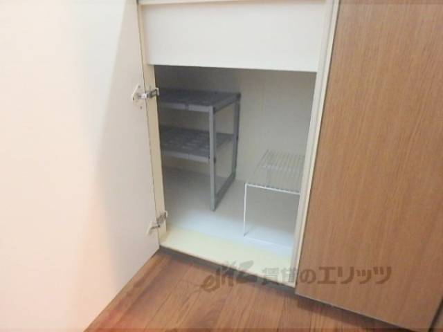 キッチン　下部収納